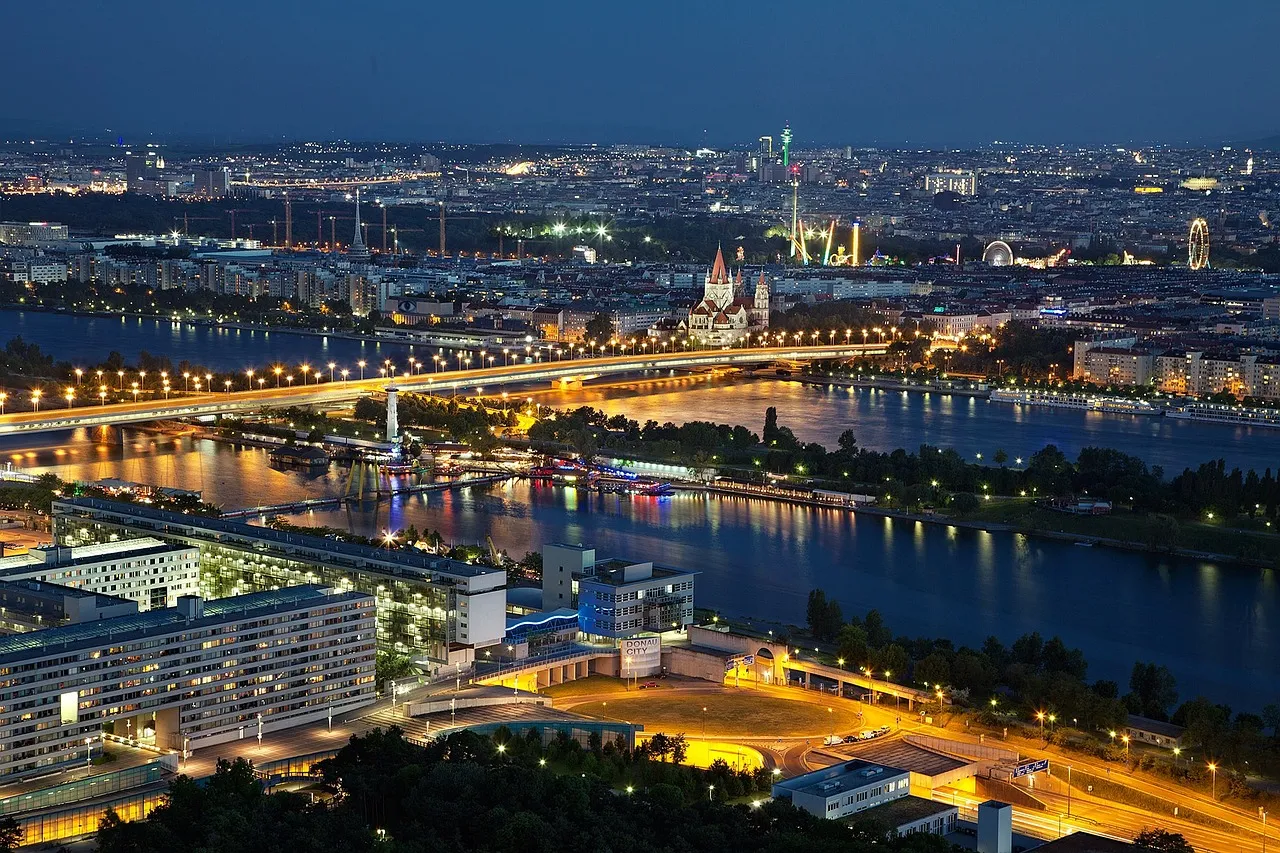 Tour de 9 días desde París: Europa central con Praga