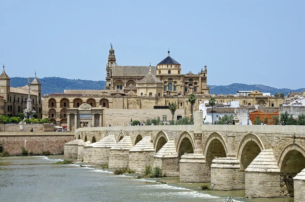 Tour de 4 días desde Madrid: Andalucía con Granada y Sevilla