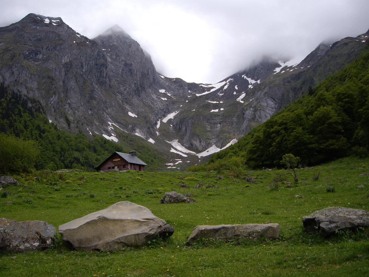 Tour de 6 días por Pirineo catalán y francés
