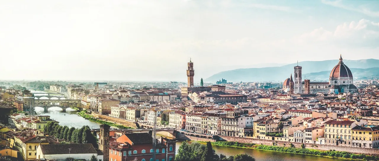 Tour de 17 días desde Barcelona: París, Suiza e Italia