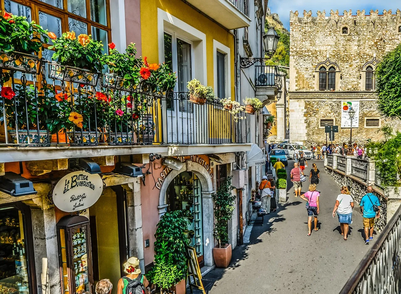 Tour de 8 días desde Roma: Puglia, Campania y Sicilia